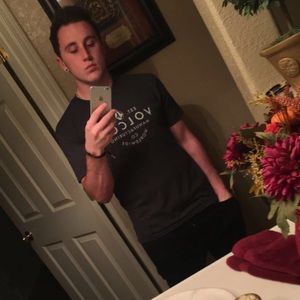 Meet your Posher, Travis